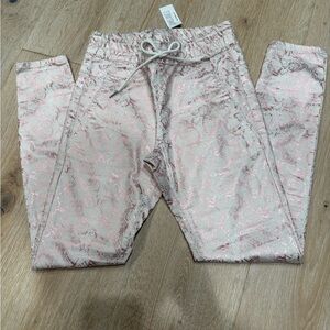 NWT BEVY FLOG Pink Metallic Snake-Print Leggings